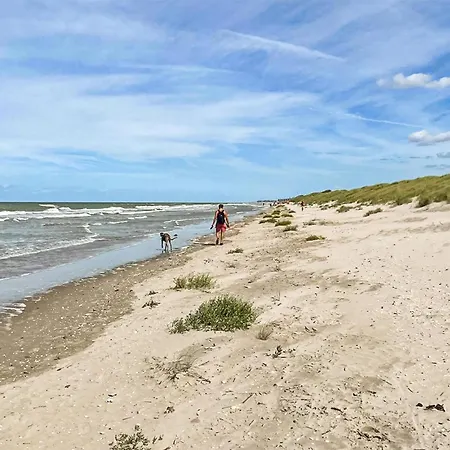 Апартаменты Cozy In With Wifi *